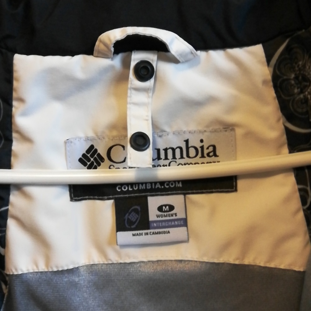 Columbia Winter Jacket - Picture 4 of 11